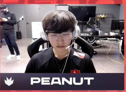 频频造成天 频频造成天