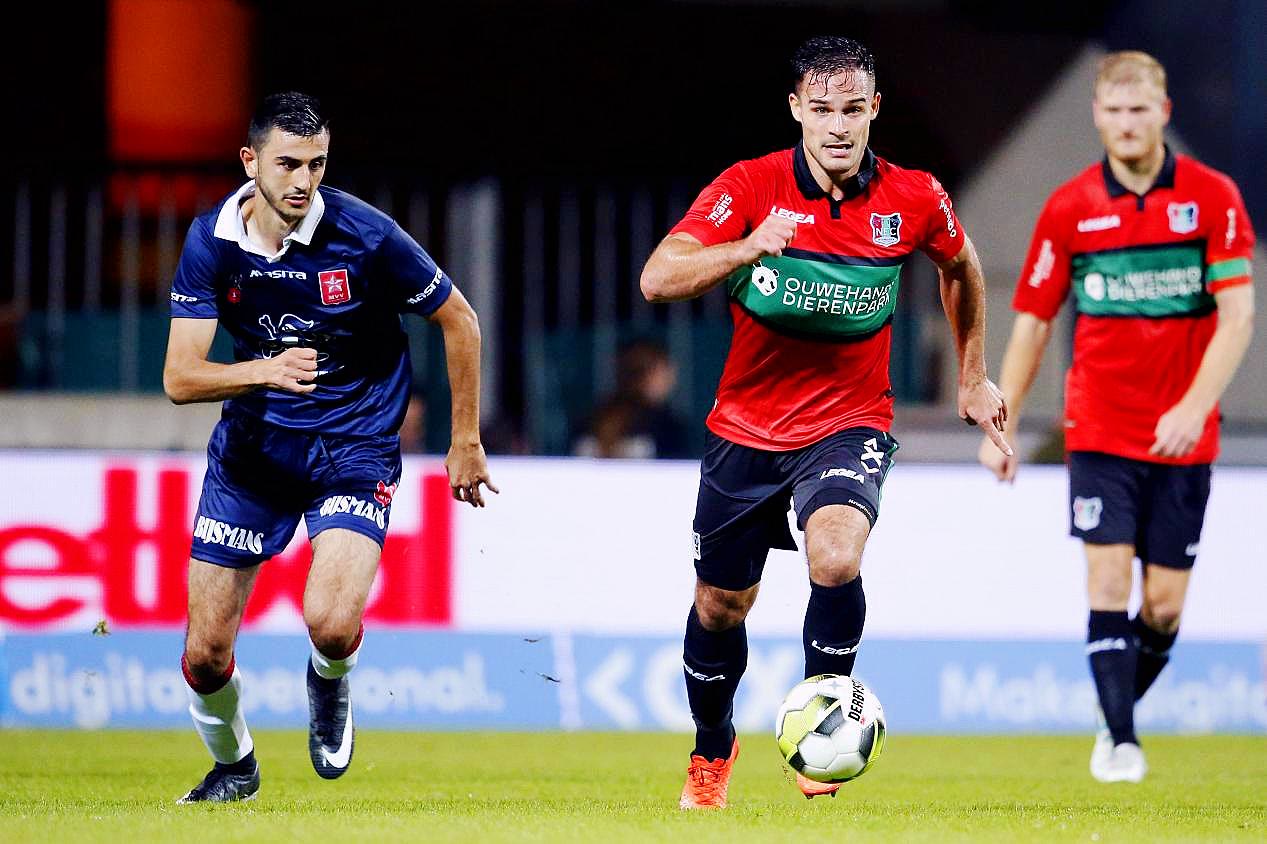 为球迷奉献 为球迷奉献